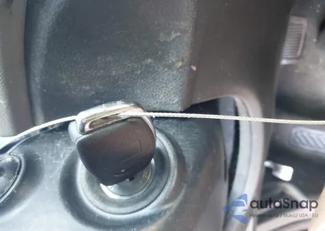 2014 Hyundai Santa Fe Sport 2.4L z USA, uszkodzony, nr VIN 5XYZT3LB8EG184554